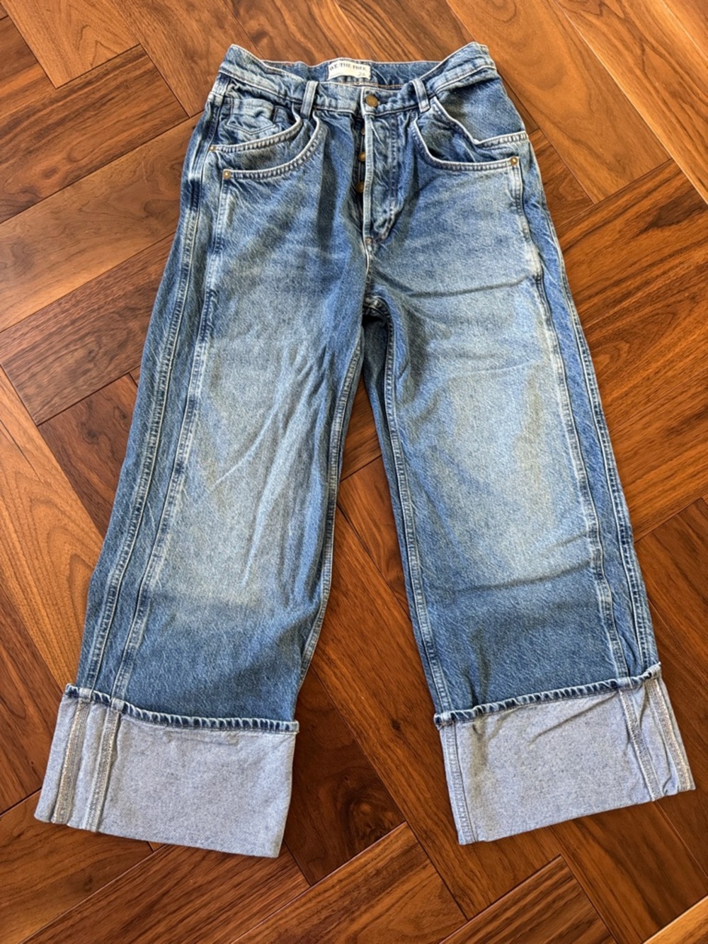 We The Free Final Countdown Cuffed Low Rise Jeans in Zero - Picture 3 of 9